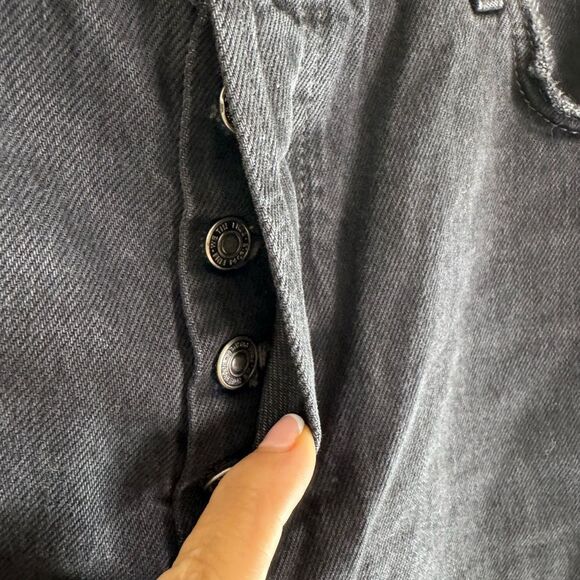 We The Free Maggie Mid Rise Jeans Washed Black Distressed Size 30 - Picture 5 of 9